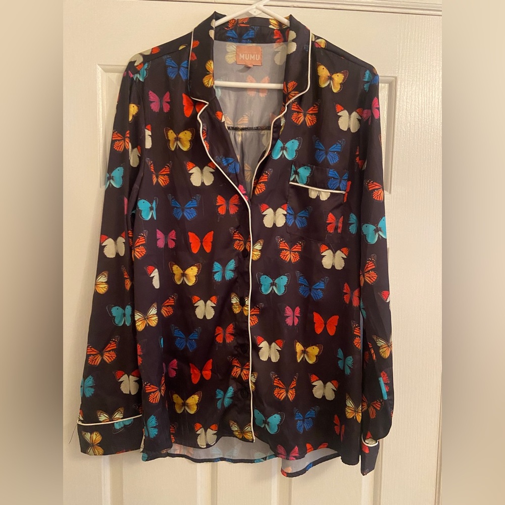 Show me Your MUMU pajamas size medium
